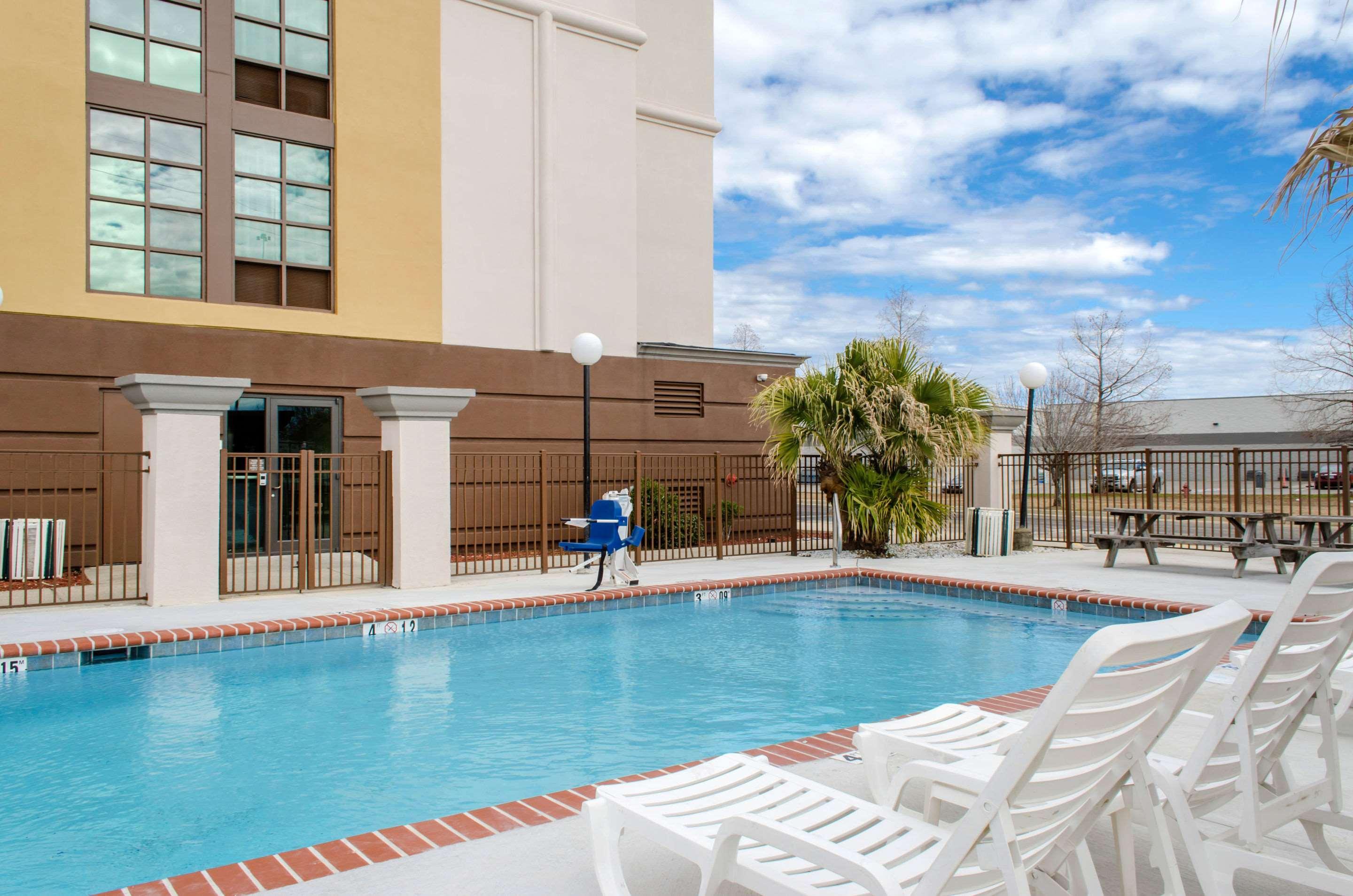 Comfort Inn & Suites Biloxi Exterior foto